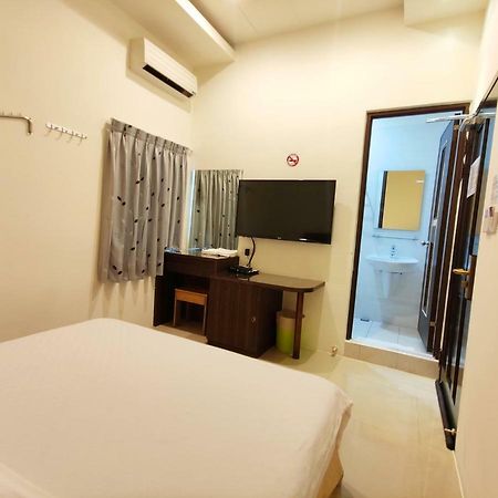 Feng Homestay Zhongpu Экстерьер фото