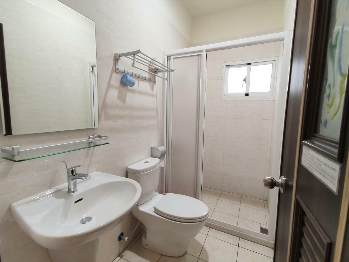 Feng Homestay Zhongpu Экстерьер фото