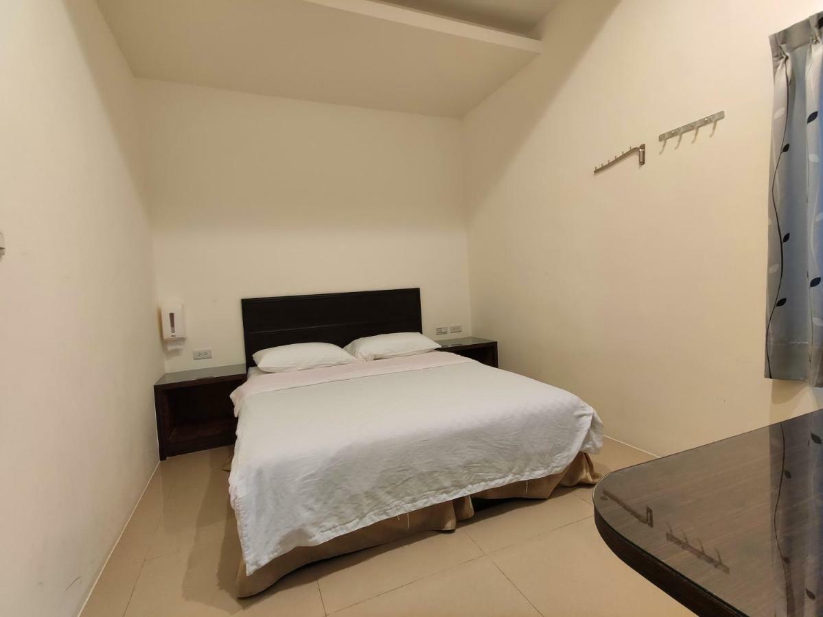 Feng Homestay Zhongpu Экстерьер фото